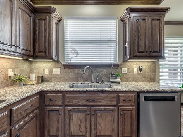 7701 Deer Meadow Drive, Oklahoma City, OK 73150
