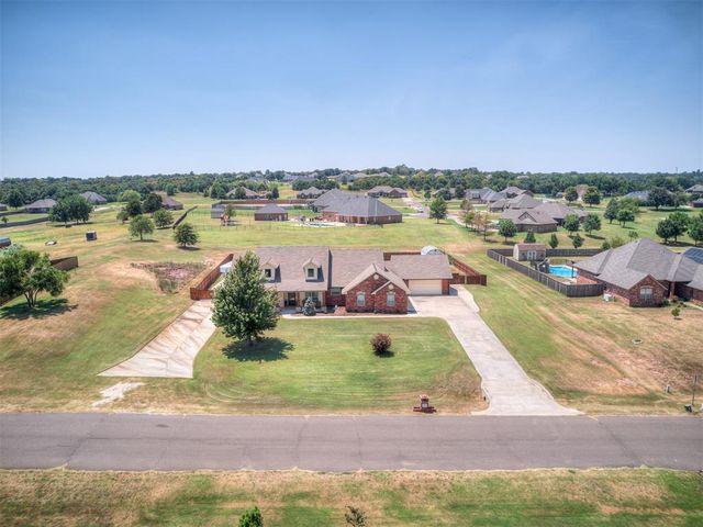 7701 Deer Meadow Drive, Oklahoma City, OK 73150