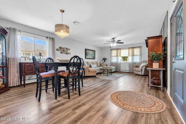 315 Curacao Street, Toms River, NJ 08757