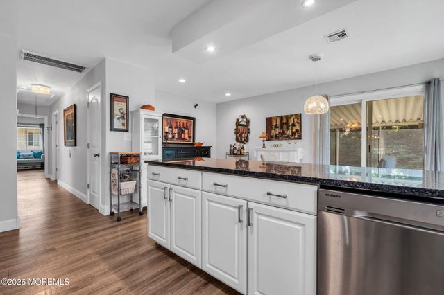 315 Curacao Street, Toms River, NJ 08757
