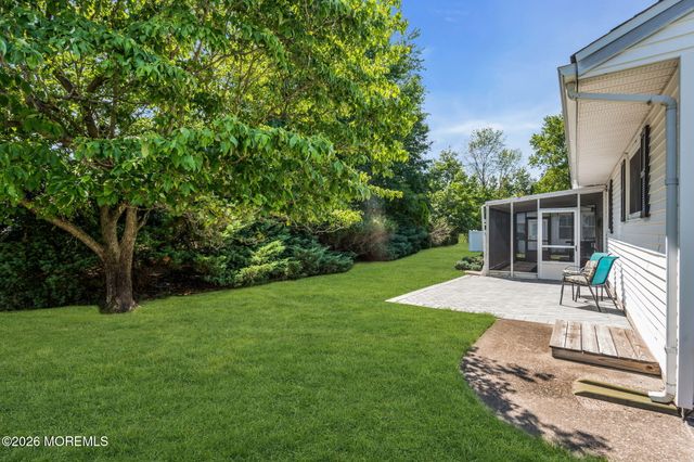 315 Curacao Street, Toms River, NJ 08757