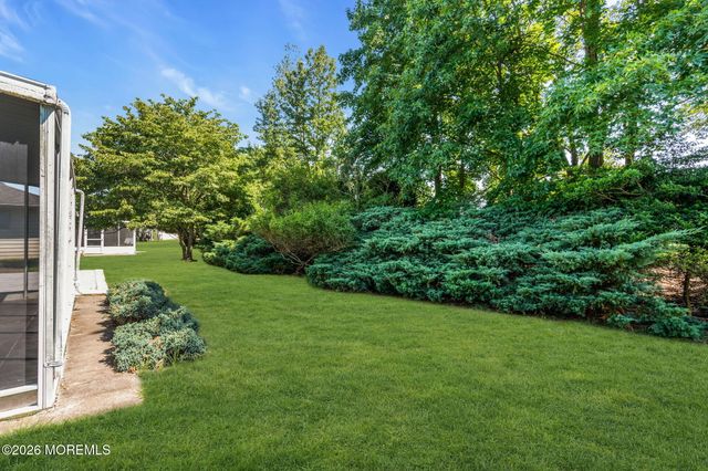 315 Curacao Street, Toms River, NJ 08757