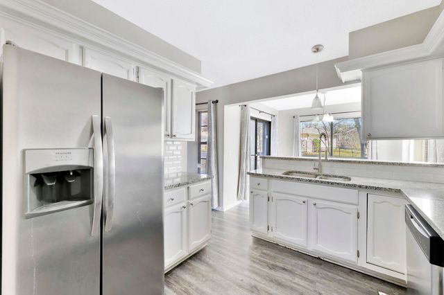 318 S COUNTRYSIDE, Andover, KS 67002