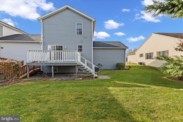 218 LANTERN LN, Chambersburg, PA 17201