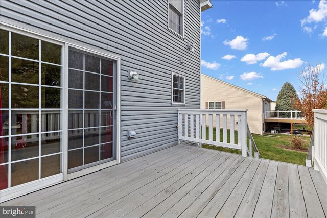 218 LANTERN LN, Chambersburg, PA 17201