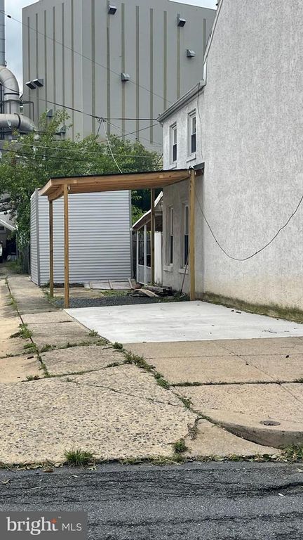 609 MINOR ST, Reading, PA 19602