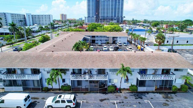 510 Lake Shore Drive 20, Lake Park, FL 33403