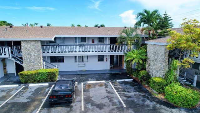 510 Lake Shore Drive 20, Lake Park, FL 33403