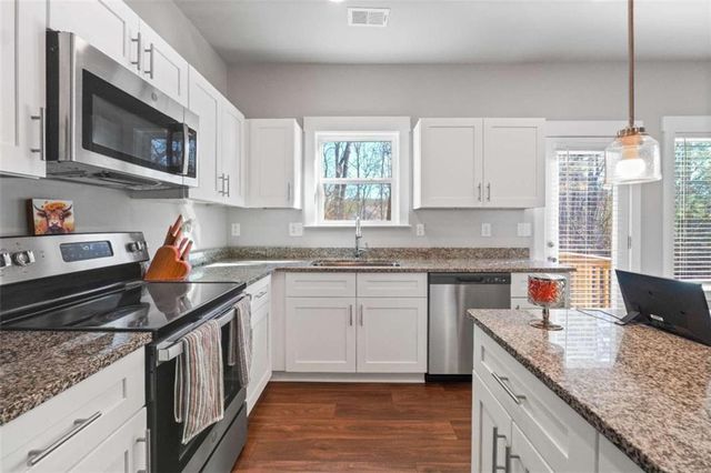 307 Tara Court, Mansfield, GA 30055