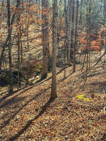 307 Tara Court, Mansfield, GA 30055