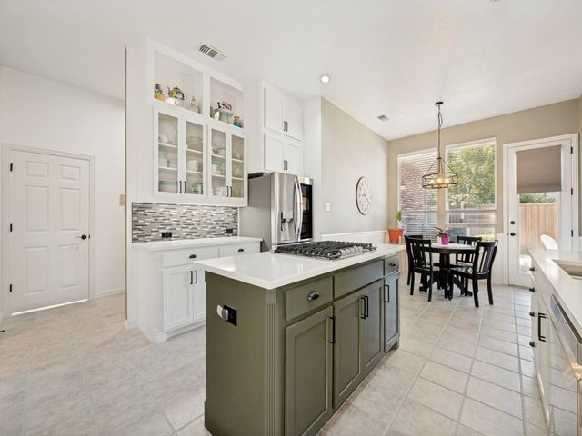 8201 Mckenzie Court, Frisco, TX 75036