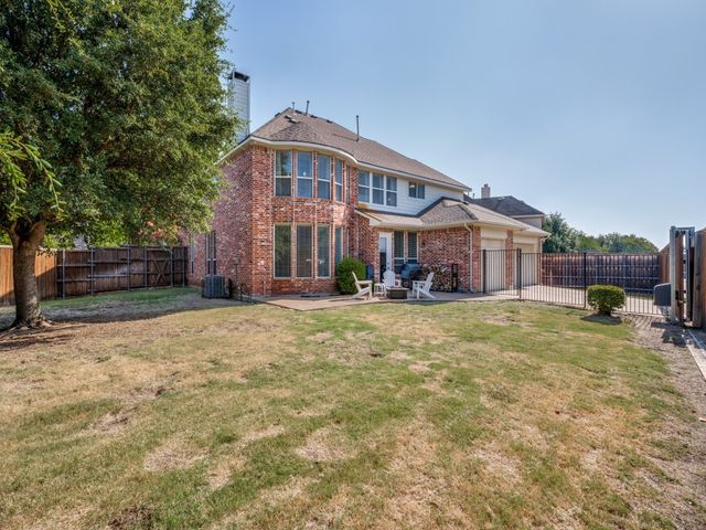 8201 Mckenzie Court, Frisco, TX 75036
