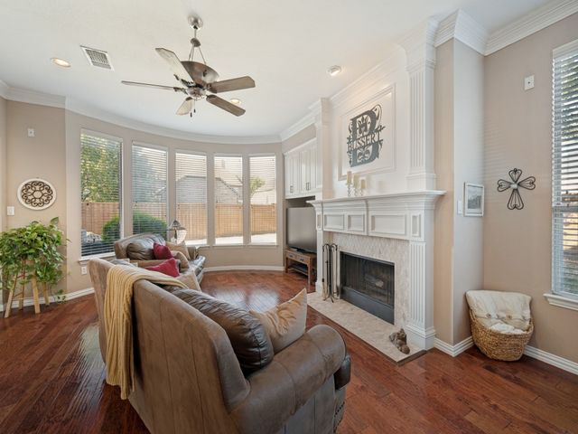 8201 Mckenzie Court, Frisco, TX 75036