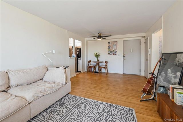 25 Lake Street 5B, White Plains, NY 10603