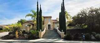 2082 Amparo Court, Escondido, CA 92025