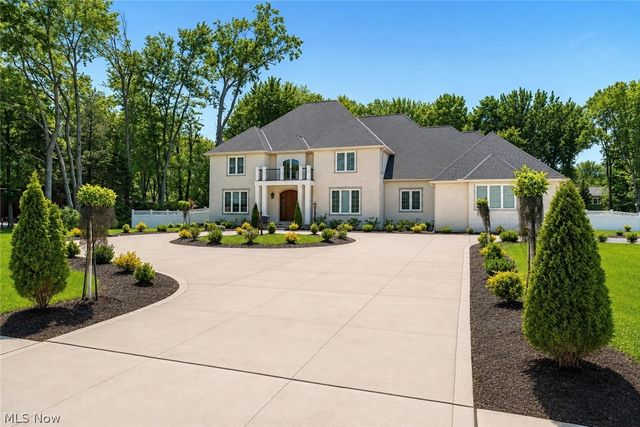 26921 Hilliard Boulevard, Westlake, OH 44145