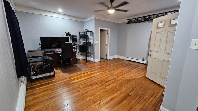 351 Ocean Grove Ave, Swansea, MA 02777