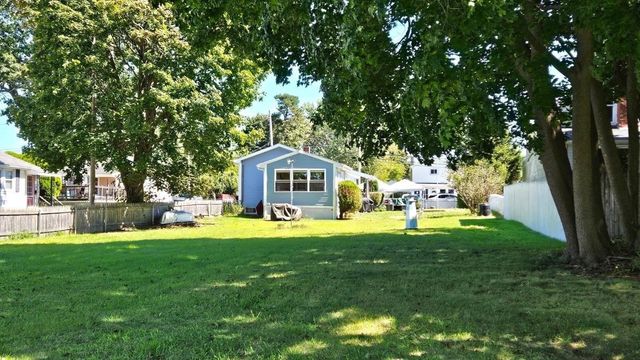 351 Ocean Grove Ave, Swansea, MA 02777