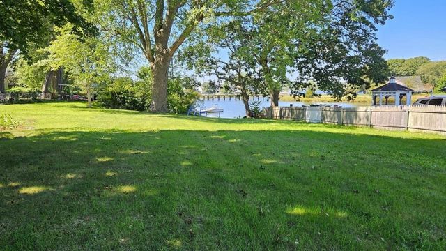351 Ocean Grove Ave, Swansea, MA 02777