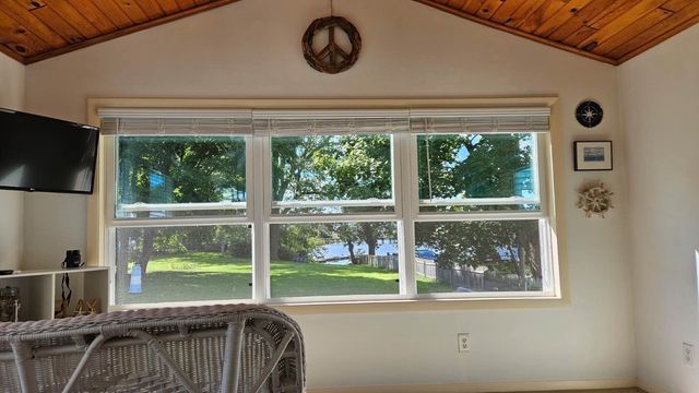 351 Ocean Grove Ave, Swansea, MA 02777