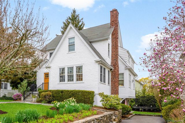 60 Elm Avenue, Larchmont, NY 10538