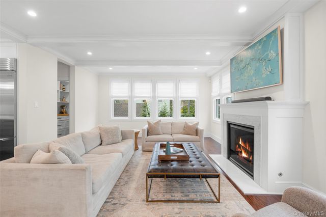 60 Elm Avenue, Larchmont, NY 10538