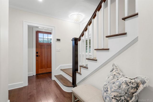 60 Elm Avenue, Larchmont, NY 10538