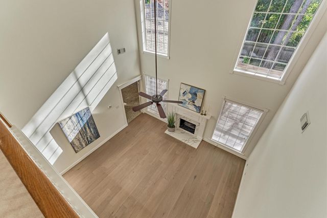11 Turtle Rock Court, The Woodlands, TX 77381
