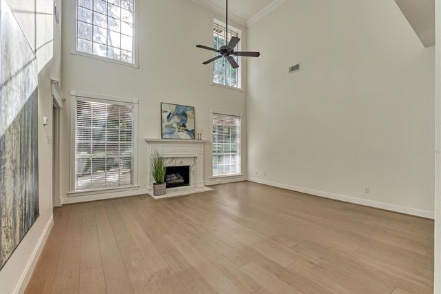11 Turtle Rock Court, The Woodlands, TX 77381