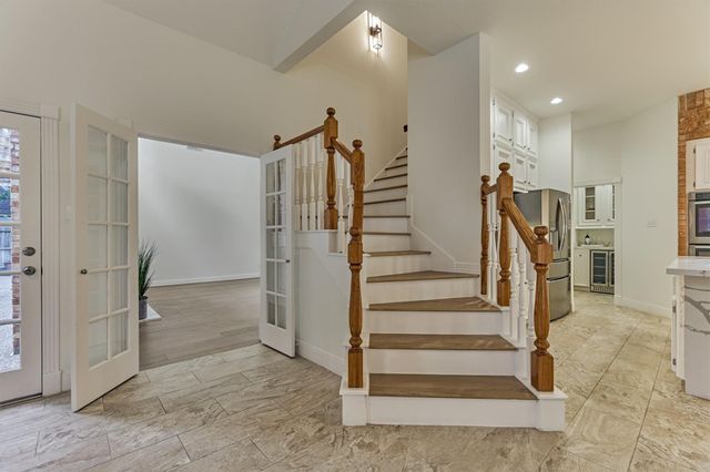 11 Turtle Rock Court, The Woodlands, TX 77381