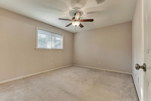 11 Turtle Rock Court, The Woodlands, TX 77381