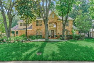 11 Turtle Rock Court, The Woodlands, TX 77381