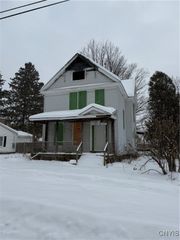 11 Flagg Street, Whitestown, NY 13492