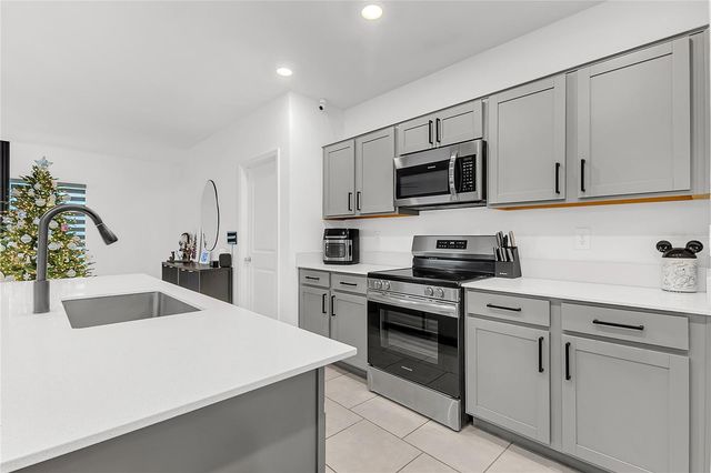 1325 DIEGO TERRACE, Winter Haven, FL 33884