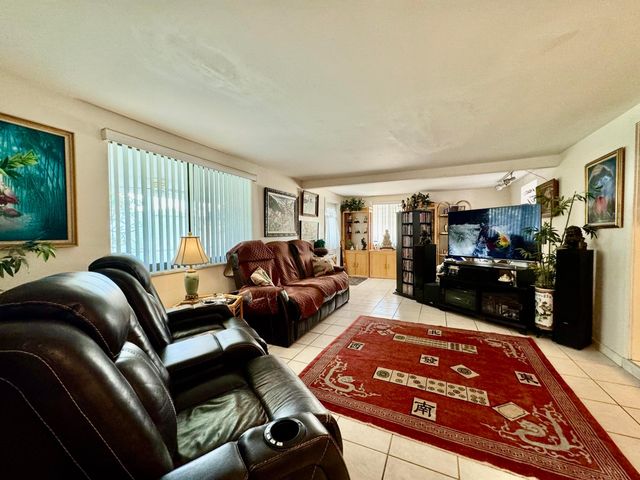 3510 Taft Street, Hollywood, FL 33021