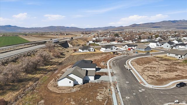 229 W 1470 S, Tremonton, UT 84337