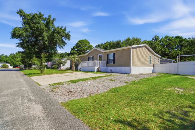 351 Southern Pines Dr., Myrtle Beach, SC 29579