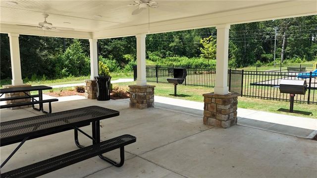 88 Ellenore Drive, Bethlehem, GA 30620