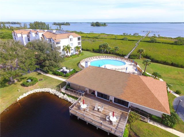 6281 N Mirror Lake Drive, Sebastian, FL 32958