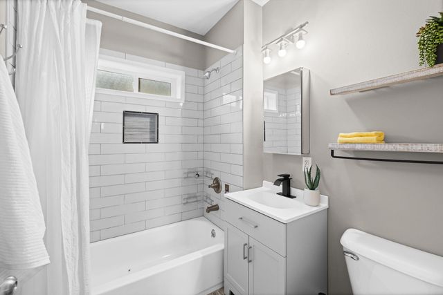 32 Tower Hill Road, Fort Thomas, KY 41075