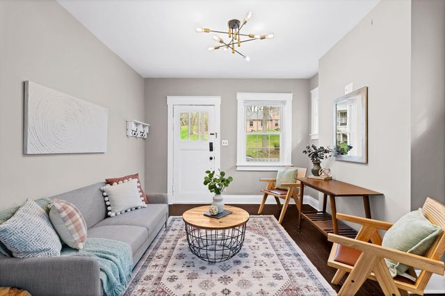 32 Tower Hill Road, Fort Thomas, KY 41075