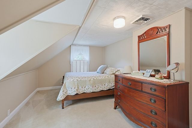 707 Page St, Stoughton, MA 02072