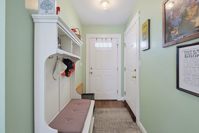 707 Page St, Stoughton, MA 02072