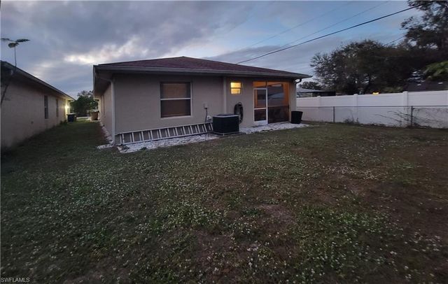 2228 Lotus RD, Fort Myers, FL 33905