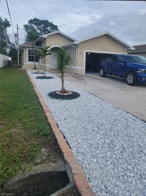 2228 Lotus RD, Fort Myers, FL 33905