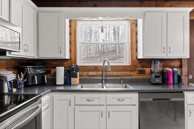 486 E Sharon Circle, Ringgold, GA 30736