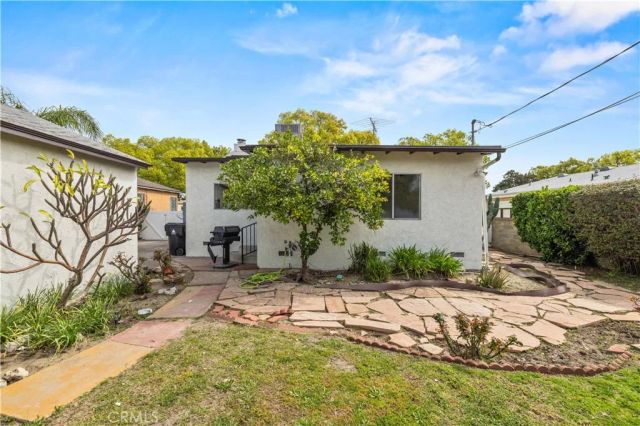 7643 Westland Avenue, North Hollywood, CA 91605