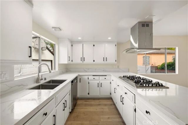 7643 Westland Avenue, North Hollywood, CA 91605