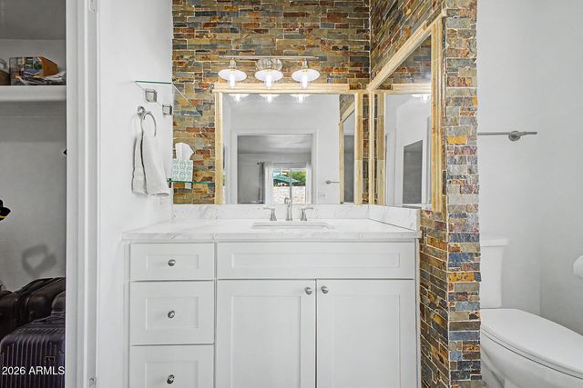 3008 W LUPINE Avenue, Phoenix, AZ 85029