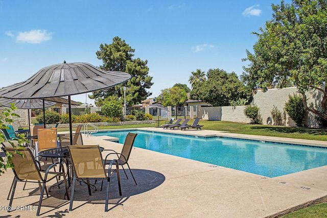 3008 W LUPINE Avenue, Phoenix, AZ 85029